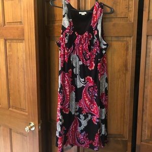 Sleeveless dress from Cato.